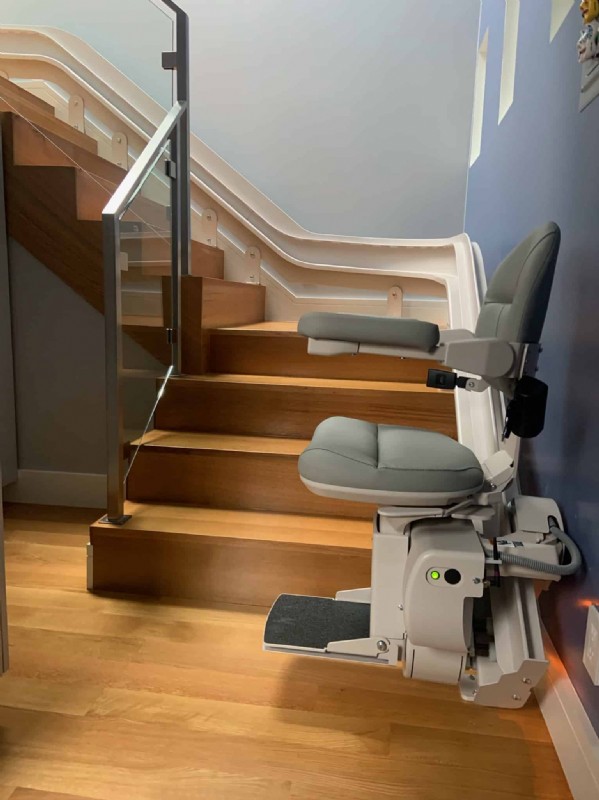 curved stairlift at basement level of home in Oakland CA