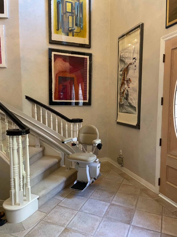 curved stairlift in Huntington Beach CA installed by Lifeway Mobility