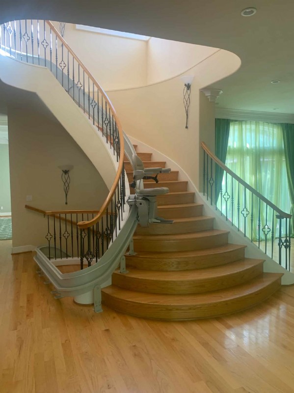 curved stairlift installed by Lifeway Mobility in Los Angeles