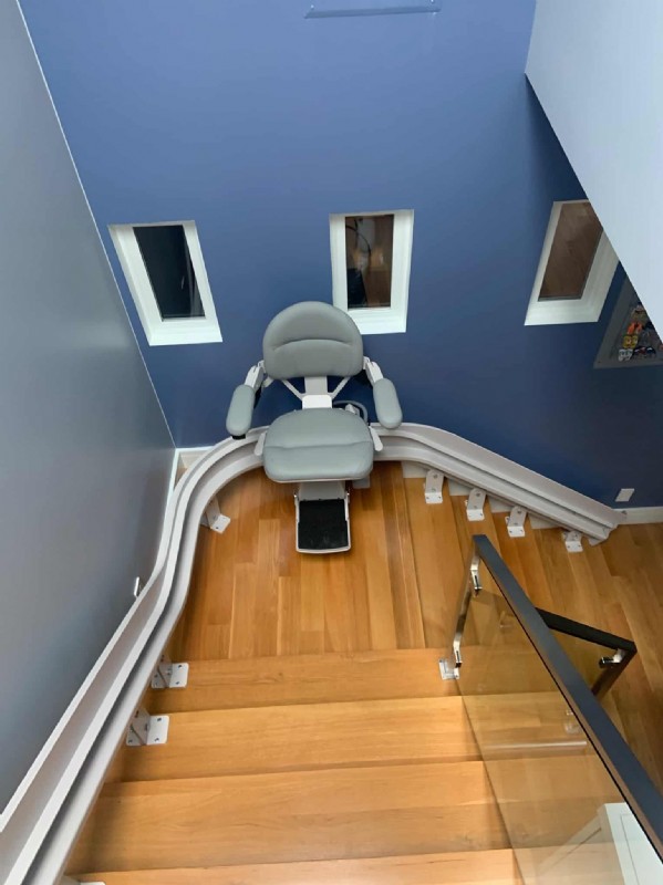 curved stairlift installed in Oakland California