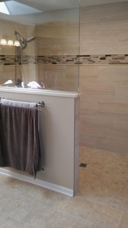 Roll-in shower installed in Naperville, IL