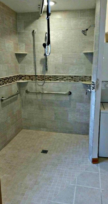Roll-in shower installed in Hoffman Estates, IL