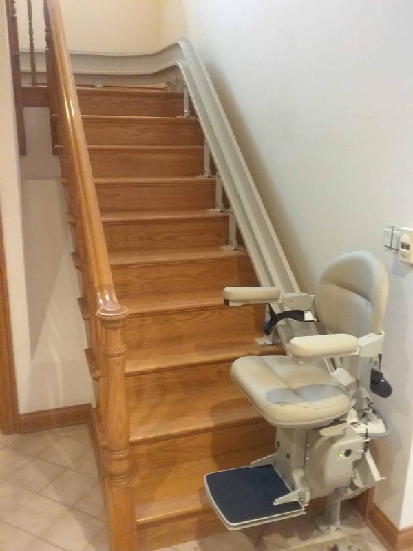 Bruno Elite Curved Stairlift Barrington IL
