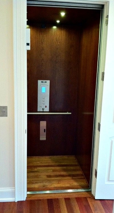 home elevator installed in Chicago Illinois